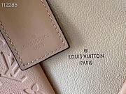Louis Vuitton | V Tote MM Apricot - M44884 - 36 x 27 x 16 cm - 2