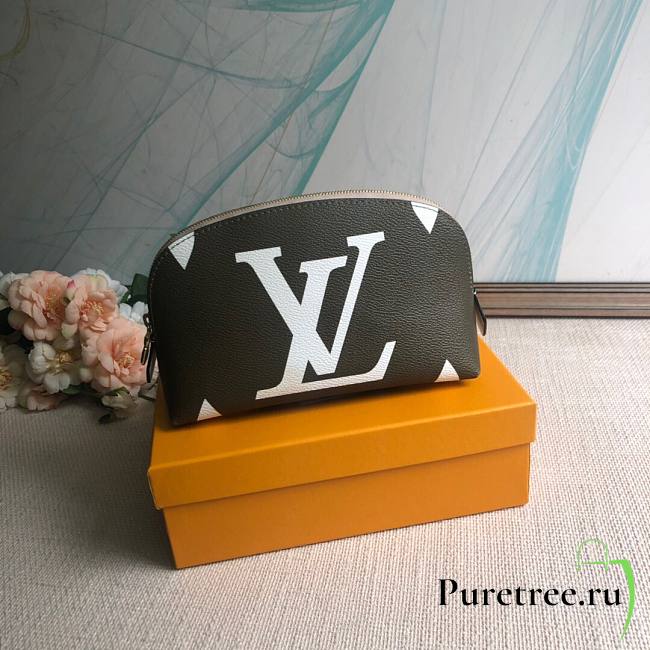 Louis Vuitton | Cosmetic Pouch Monogram Giant Green - M67694 - 19×12×6cm - 1