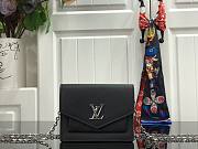 Louis Vuitton | Mini Mylockme Chain Pochette - M69183 - 13 x 10.5 x 4 cm - 1