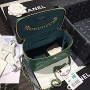 CHANEL | Cosmetic Green Bag - AS1341 - 16 × 8 × 10cm - 2