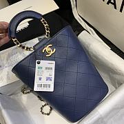 CHANEL | Blue Chain handle Bucket Bag - AS1362 - 32 x 26 x 15 cm - 4