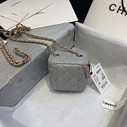 Chanel | Classic Gray Box With Chain - AP1447 - 10.5 x 8.5 x 7 cm - 6