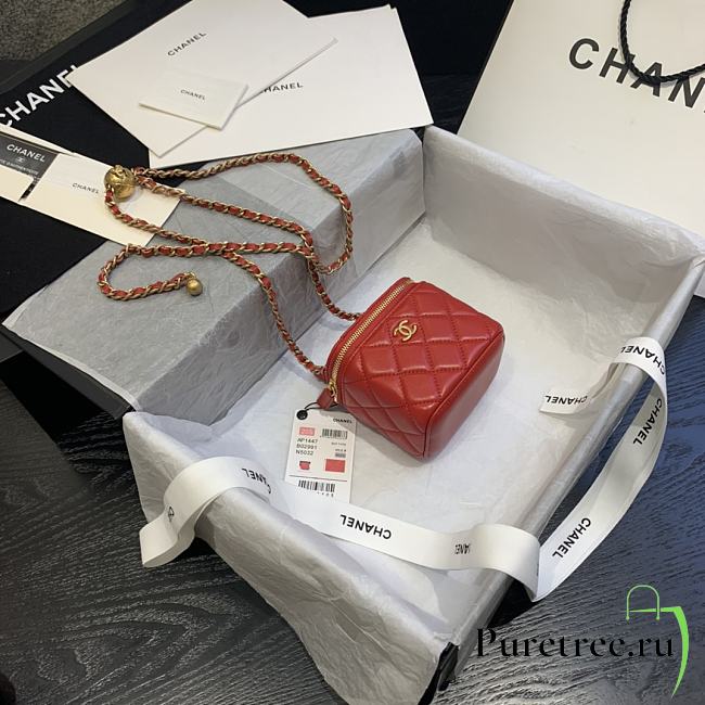 Chanel | Classic Red Box With Chain - AP1447 - 10.5 x 8.5 x 7 cm - 1