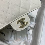 Chanel | White Flap Bag - AS2273 - 20 x 6 x 12 cm - 4