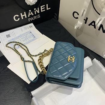 Chanel | Mini Blue Chain Handle Flap Bag - 19 x 14 x 5 cm