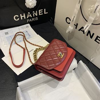 Chanel | Mini Red Chain Handle Flap Bag - AS0784 - 19 x 14 x 5 cm