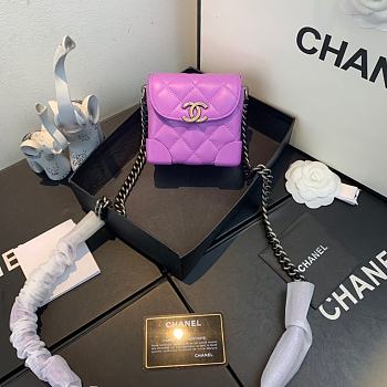 Chanel | Mini Quilted Leather Crossbody Purple Bag - 19 x 12 x 9 cm