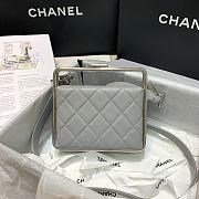 Chanel | Sheepskin Leather Clutch Bag Gray - AS1732 - 18 x 19.5 x 8.5 cm - 3