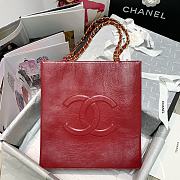 Chanel | Shiny Red Aged Calfskin Shopping Bag - 32 x 30 x 10 cm - 1