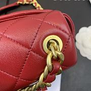Chanel | Shiny Red Quilted Lambskin Flap Bag - AS1895 - 20 x 13 x 7cm - 6
