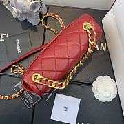 Chanel | Shiny Red Quilted Lambskin Flap Bag - AS1895 - 20 x 13 x 7cm - 2