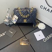 Chanel | Shiny Dark Blue Quilted Lambskin Flap Bag - AS1895 - 20 x 13 x 7cm - 1