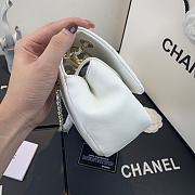 Chanel | Small White Flap Bag - AS1466 - 26 x 17 x 6cm - 5