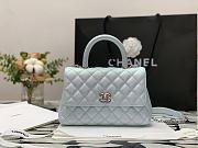 Chanel | COCO HANDLE Iridescent blue Grain Bag Silver Hardware - 23 cm - 1