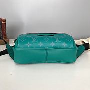 Louis Vuitton | Outdoor Bumbag Green - M30245 - 21 x 17 x 5 cm - 3