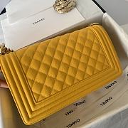 Chanel | Yellow Boy handbag Golden Hardware - A67086 - 4