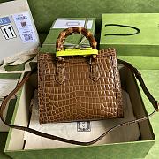 Gucci | Diana small Brown crocodile tote bag - 660195 - 20x16x10cm - 2