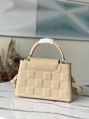 Louis Vuitton | Capucines BB handbag Creme- M59225 - 31.5 x 20 x 11 cm - 5