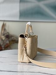 Louis Vuitton | Capucines BB handbag Creme - M59225 - 27x18x9cm - 6