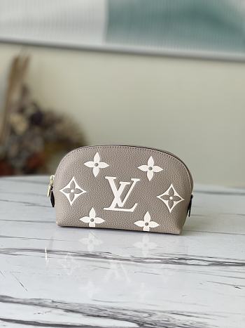 Louis Vuitton | Pochette Cosmetique PM - M45951 - 17x12x6cm