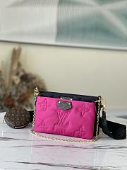 Louis Vuitton | Maxi Multi Pochette Accessoires Black / Fuchsia - M58977 - 1