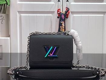 Louis Vuitton | Twist PM handbag in Epi - 18 x 13 x 8 cm