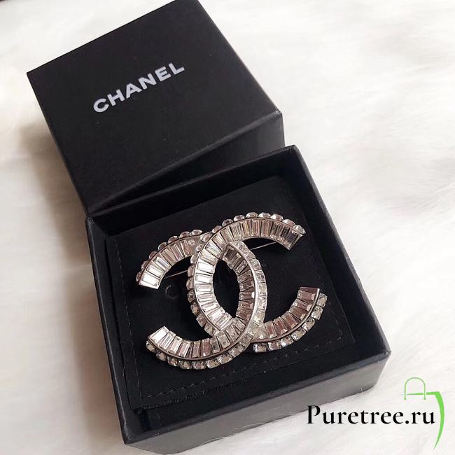 Chanel Silver Brooch 01 - 1