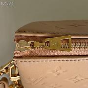 Louis Vuitton | Coussin BB Apricot Golden - 20 x 16 x 12 cm - 2