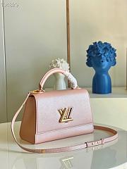 Louis Vuitton | Twist One Handle MM Rose Pink Bag - 29 x 21 x 12 cm - 4
