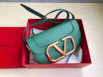 VALENTINO | Garavani SUPERVEE shoulder green bag - 26.5x9x15cm