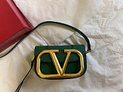 VALENTINO | Garavani SUPERVEE shoulder green bag - 18x7.5x12.5cm - 1