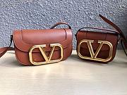 VALENTINO | Garavani SUPERVEE shoulder brown bag - 18x7.5x12.5cm - 1