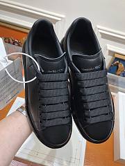 ALEXANDER QUEEN | Black Clear Sole Sneaker  - 2