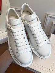 Alexander McQueen | little white shoes smiley - 2