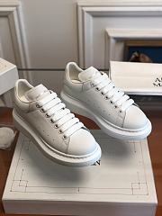 Alexander McQueen | little white shoes smiley - 6