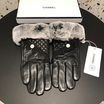 CHANEL | Gloves 02