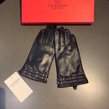 VALENTINO Glove 02