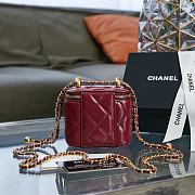 CHANEL | Small Red Vanity With Chain - AP2292 - 8.5×11×7cm - 4