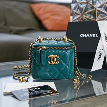 CHANEL | Small green Vanity With Chain - AP2292 - 8.5×11×7cm