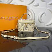 Louis Vuitton | Vanity PM handbag - 19 x 13 x 11 cm - 1