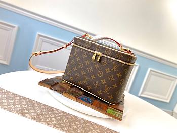 Louis Vuitton | Vanity PM handbag - M42265 - 24×14×17 cm