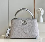 Louis Vuitton | Capucines BB handbag Taurillon cow leather - 27 x 18 x 9 cm - 1