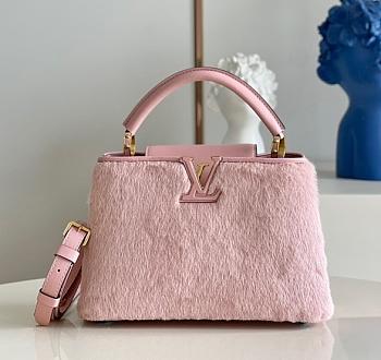 Louis Vuitton | Capucines BB handbag Taurillon pink cow leather - 27 x 18 x 9 cm