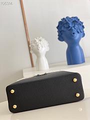 Louis Vuitton | Capucines MM handbag - M59073 - 31.5 x 20 x 11 cm - 2