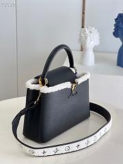 Louis Vuitton | Capucines MM handbag - M59073 - 31.5 x 20 x 11 cm - 3