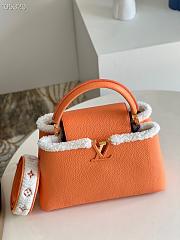 Louis Vuitton | Capucines MM orange handbag - M59073 - 31.5 x 20 x 11 cm - 4