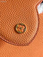 Louis Vuitton | Capucines MM orange handbag - M59073 - 31.5 x 20 x 11 cm - 6