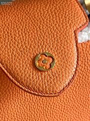 Louis Vuitton | Capucines BB bag - M59267 - 27 x 18 x 9 cm - 5