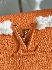 Louis Vuitton | Capucines BB bag - M59267 - 27 x 18 x 9 cm - 6