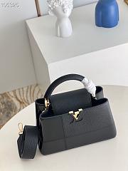 Louis Vuitton | Capucines BB handbag - M59269 - 27 x 18 x 9 cm - 3